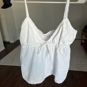 BRANDY MELVILLE white tank top 🤍 ONE SIZE